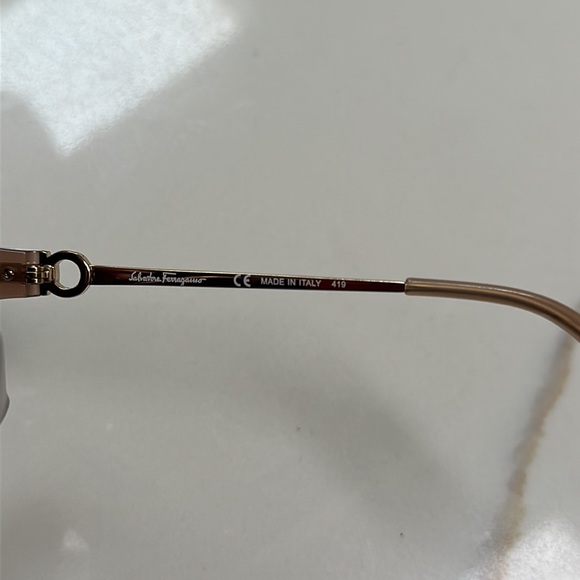 Salvatore Ferragamo Round Sunglasses - Picture 5 of 9